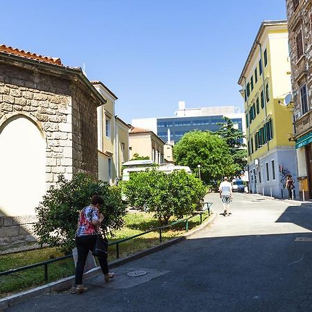 Apartment Mia Rijeka Bagian luar foto