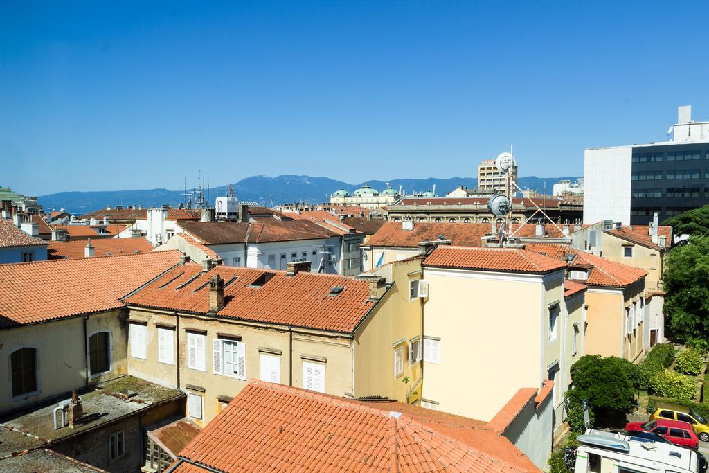 Apartment Mia Rijeka Bagian luar foto